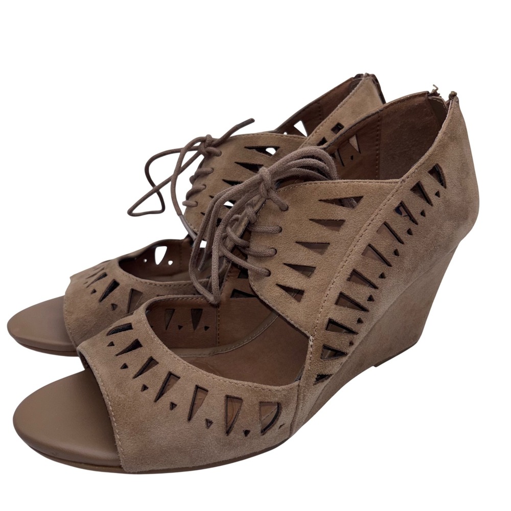 Sofft Womens 11 Taupe Suede Laser Cut Lace Up Wedge Sandals‎ Boho Chic